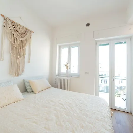 Penthouse Belvedere 121 * Alberobello